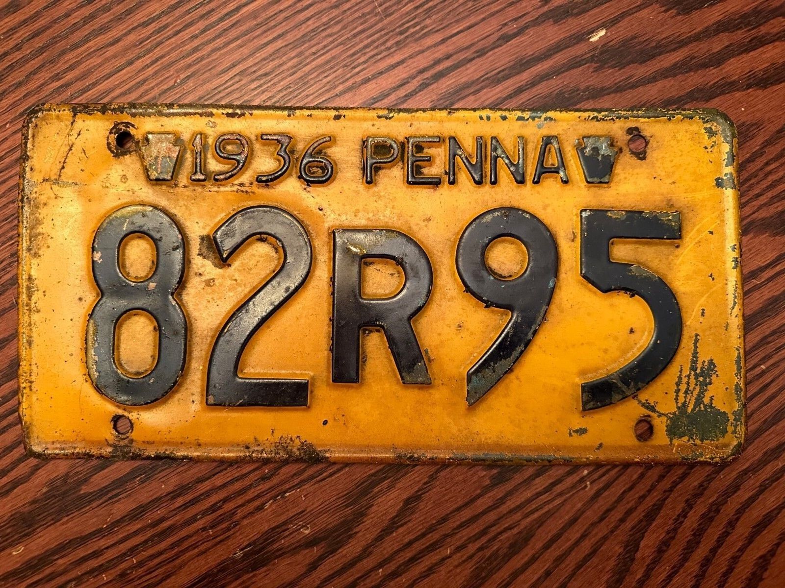1936 Pennsylvania License Plate 82R95 Yellow Penna